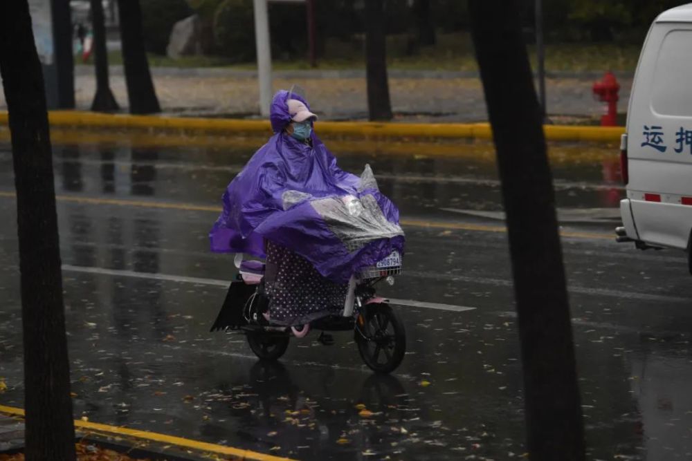 這場雨啥時(shí)停？晚高峰受影響嗎？明天濱海新區(qū)最低氣溫將跌至……