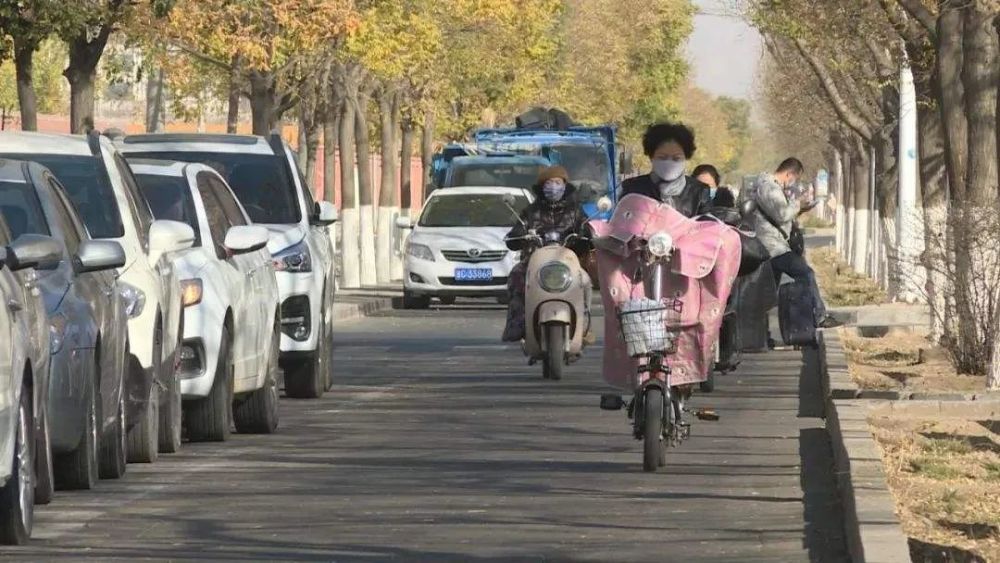 定了！在天津騎乘電動車不戴頭盔，罰！下月執(zhí)行！