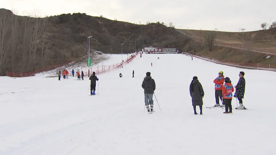 盤山滑雪場開啟今冬冰雪初體驗